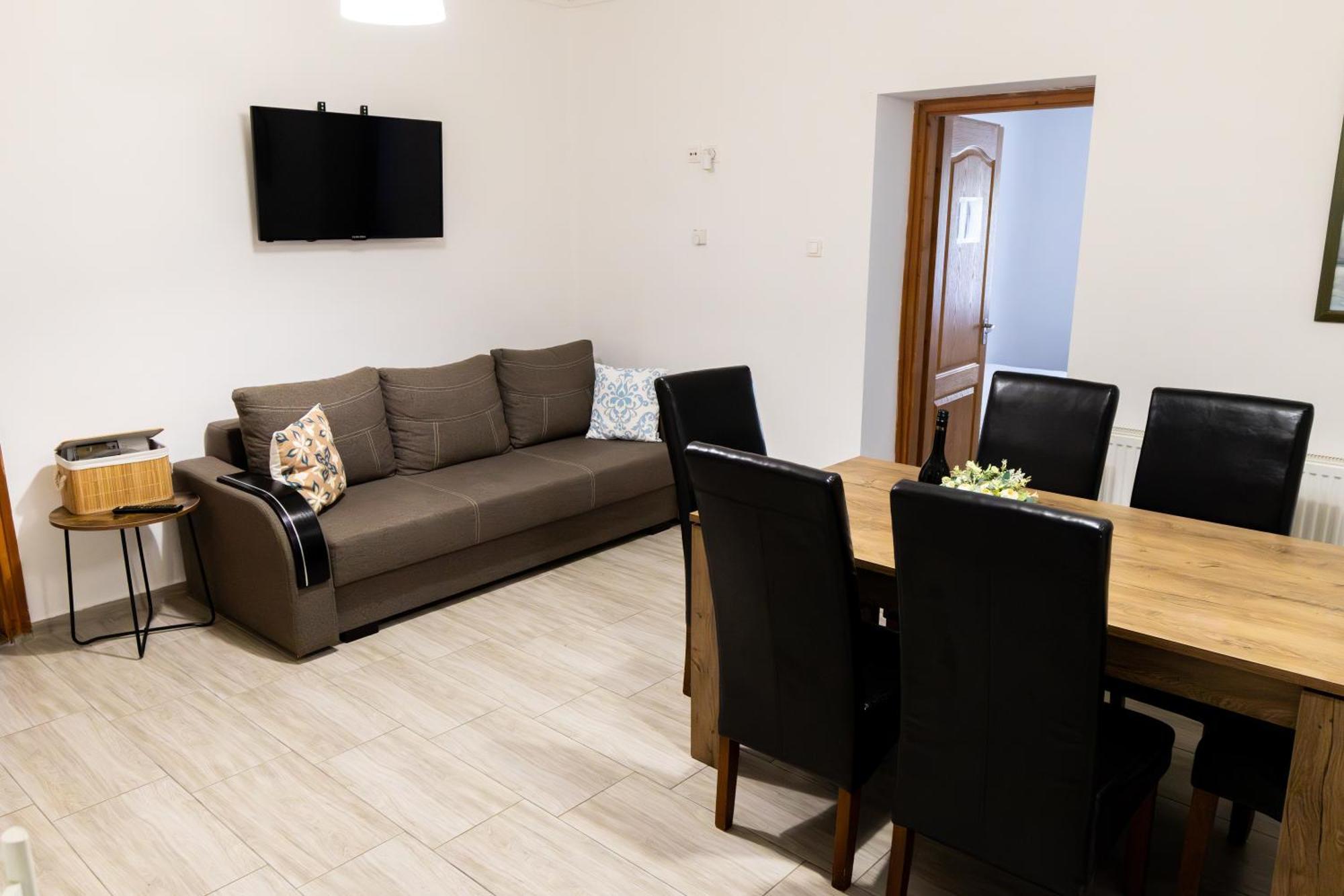 Kincso Vendeghaz Apartment Sárospatak Exterior foto